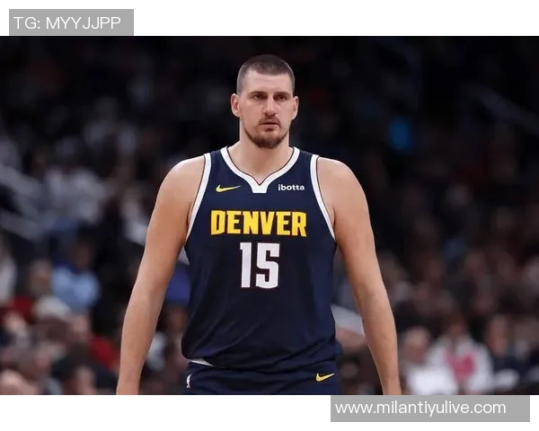 小萨被约基奇剃成地中海漫画家调侃约基奇传球风格幽默搞笑