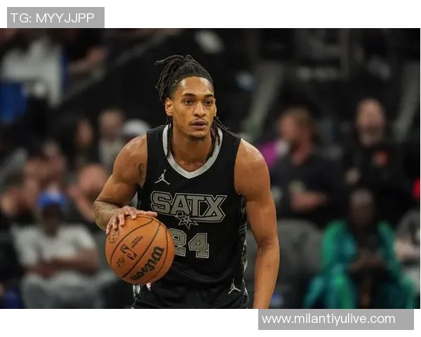 瓦塞尔状态低迷13投仅5中收获17分4篮板球队正负值惨淡10