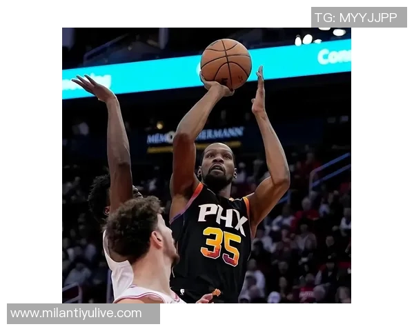 杜兰特首节火力全开半场高效表现助球队领先17分4板1助2帽展现全面能力